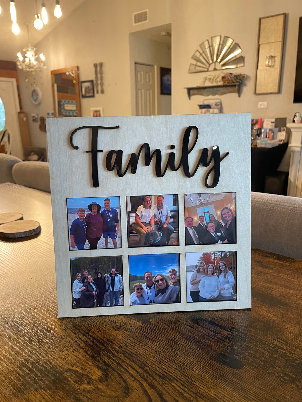 Family frame with photo magnets